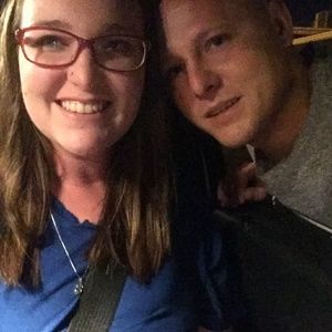 Meet your Posher, Elise